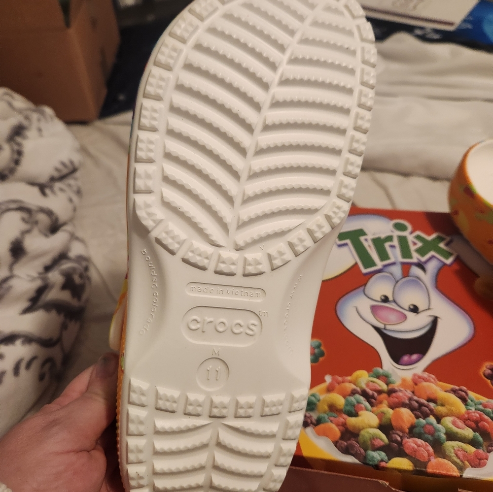 Trix crocs - Picture 3 of 5
